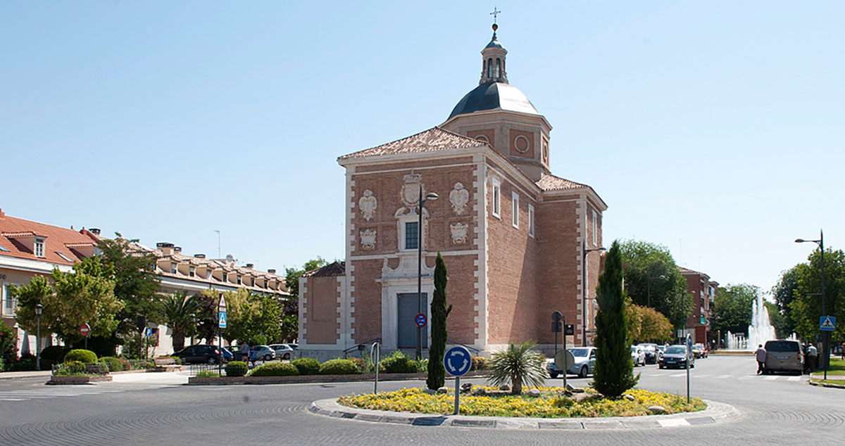 Iglesia de Alpajés