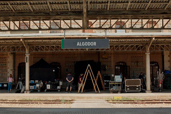 Estación de Algodor, Dolor y gloria