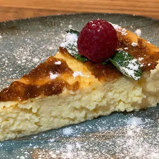 Tarta de 4 quesos Postas